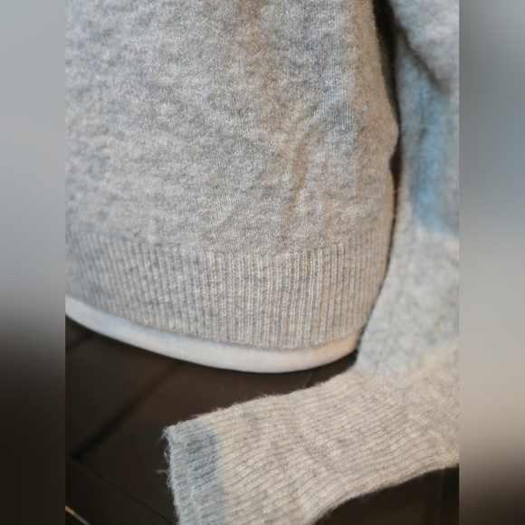J.Crew Wool/Nylon Tipped Raglan Sweater Grey - Picture 5 of 8